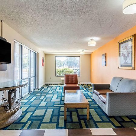Motel 6-Kenly, Nc Экстерьер фото