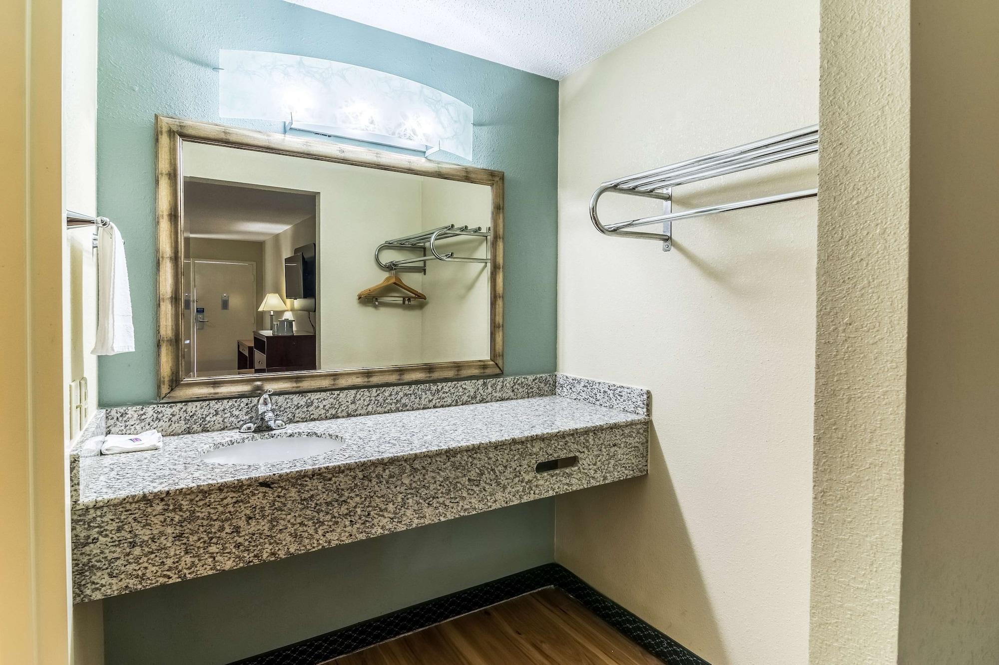 Motel 6-Kenly, Nc Экстерьер фото