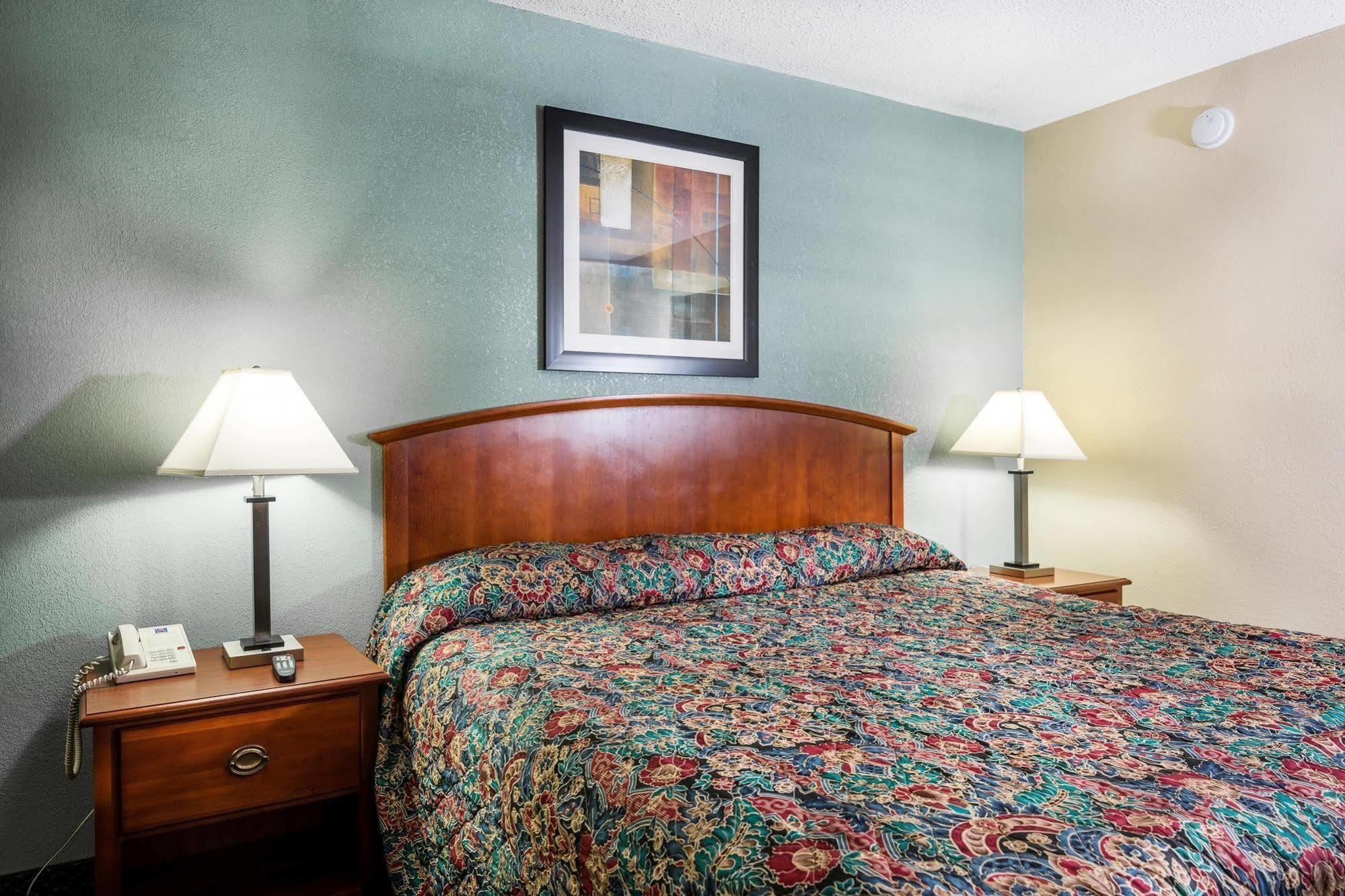 Motel 6-Kenly, Nc Экстерьер фото