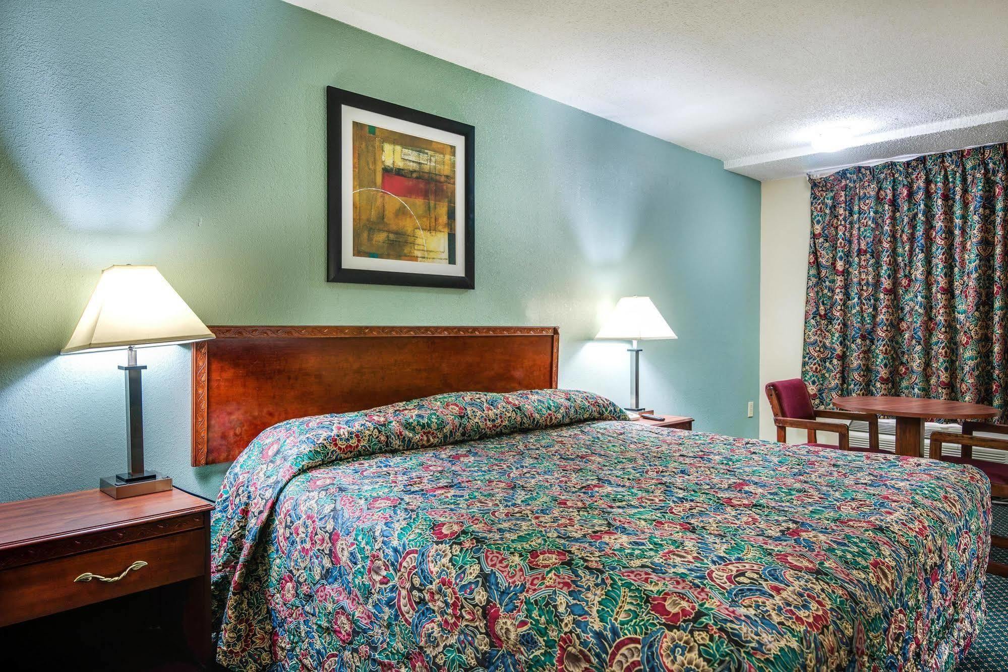 Motel 6-Kenly, Nc Экстерьер фото