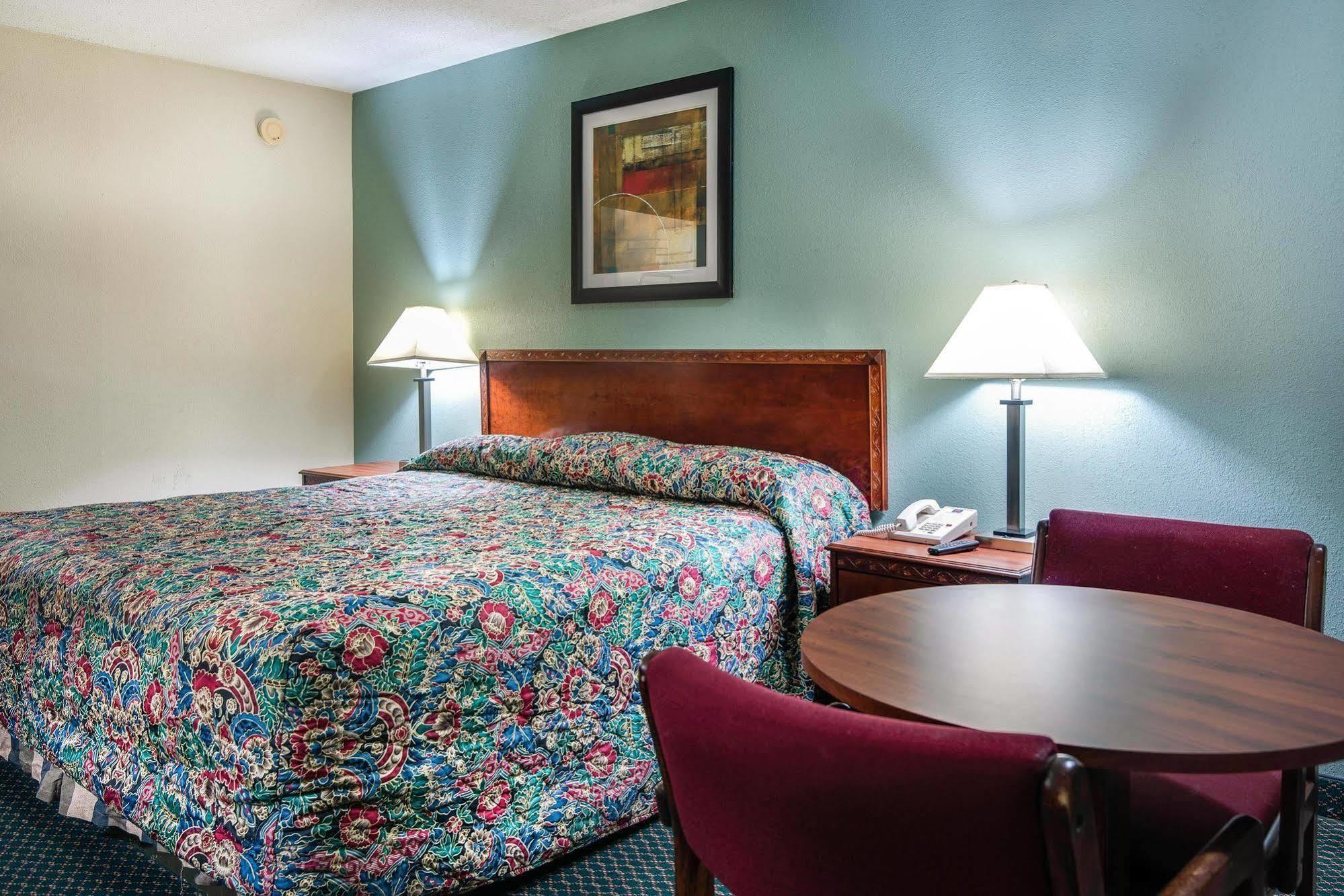 Motel 6-Kenly, Nc Экстерьер фото